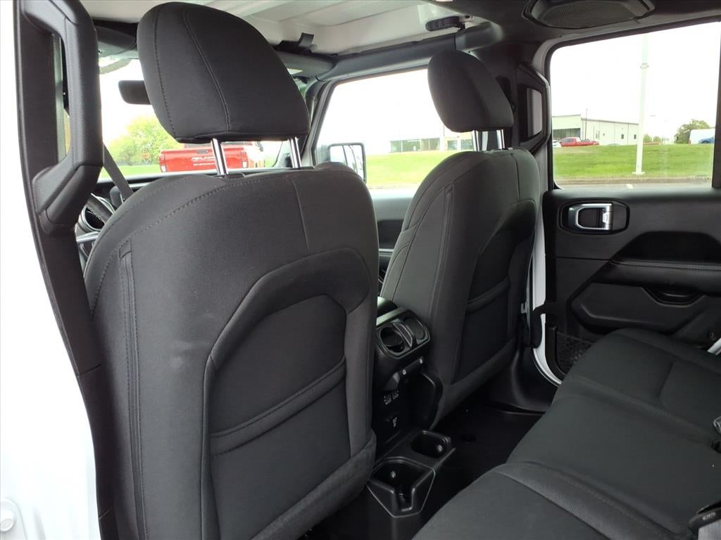 2022 Jeep Gladiator Overland 4x4