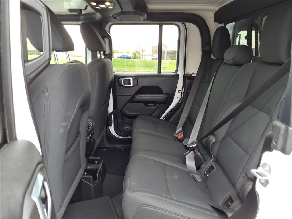 2022 Jeep Gladiator Overland 4x4