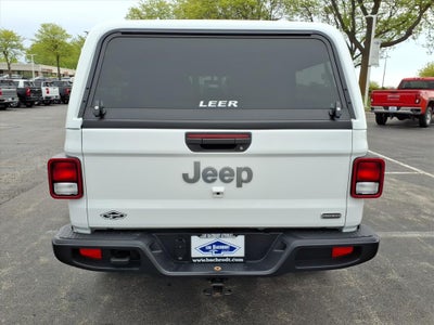 2022 Jeep Gladiator Overland 4x4