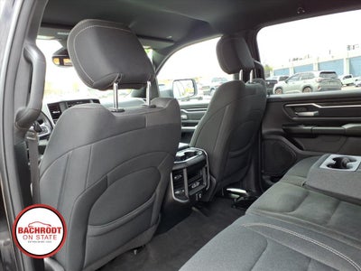 2020 RAM 1500 Big Horn Crew Cab 4x4 5'7" Box