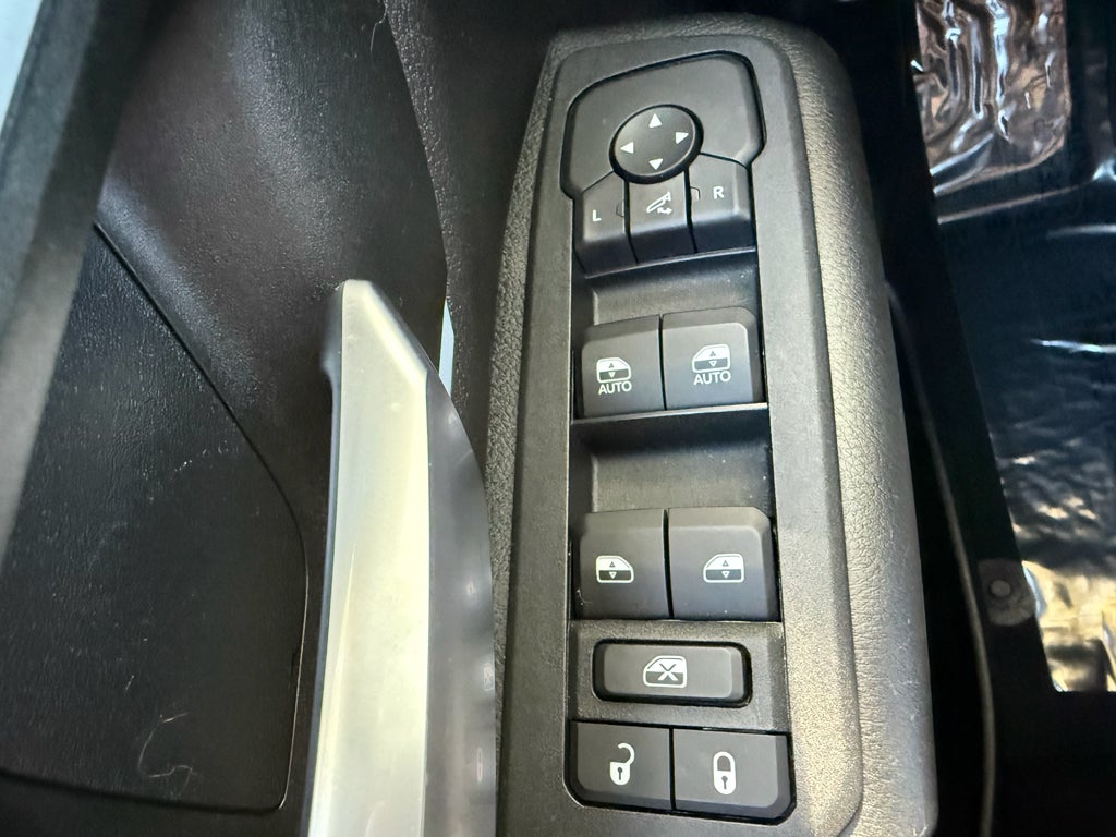 2025 RAM 1500 Big Horn Crew Cab 4x4 5'7" Box