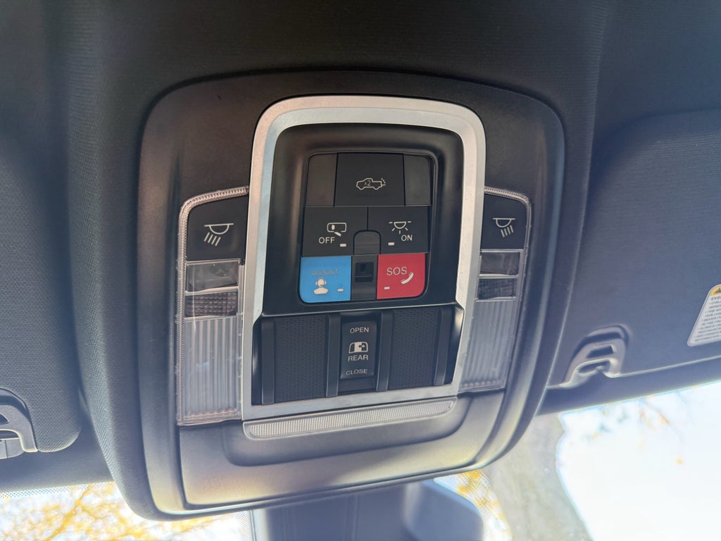 2025 RAM 1500 Big Horn Crew Cab 4x4 5'7" Box