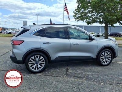 2022 Ford Escape Titanium