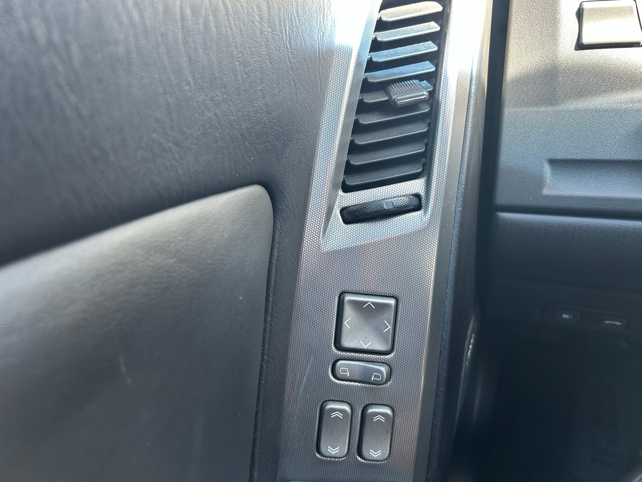 2007 Cadillac XLR Standard