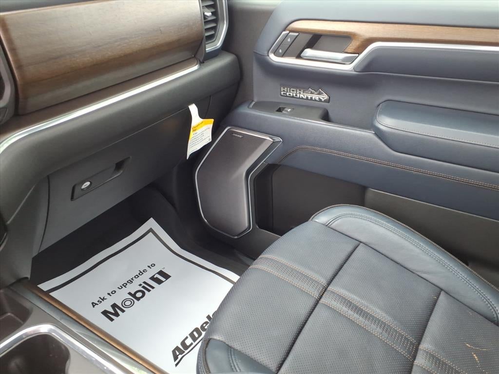 2022 Chevrolet Silverado 1500 High Country