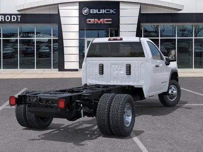 2026 GMC Sierra 3500 HD Chassis Cab Pro