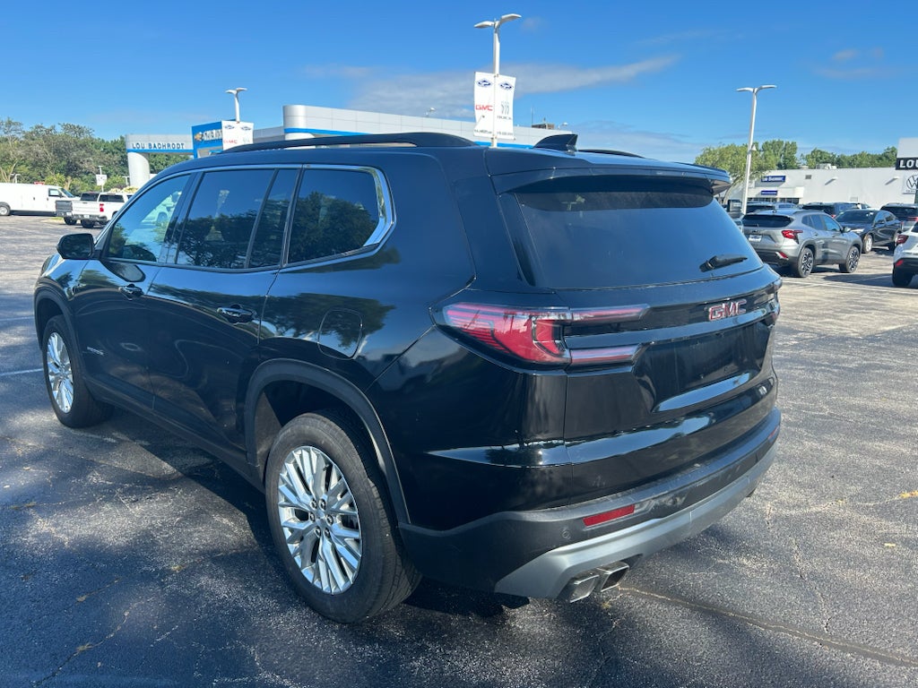 2024 GMC Acadia Elevation