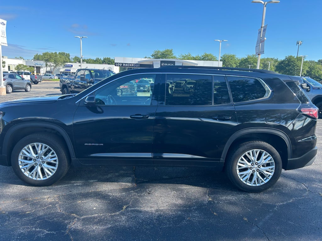 2024 GMC Acadia Elevation