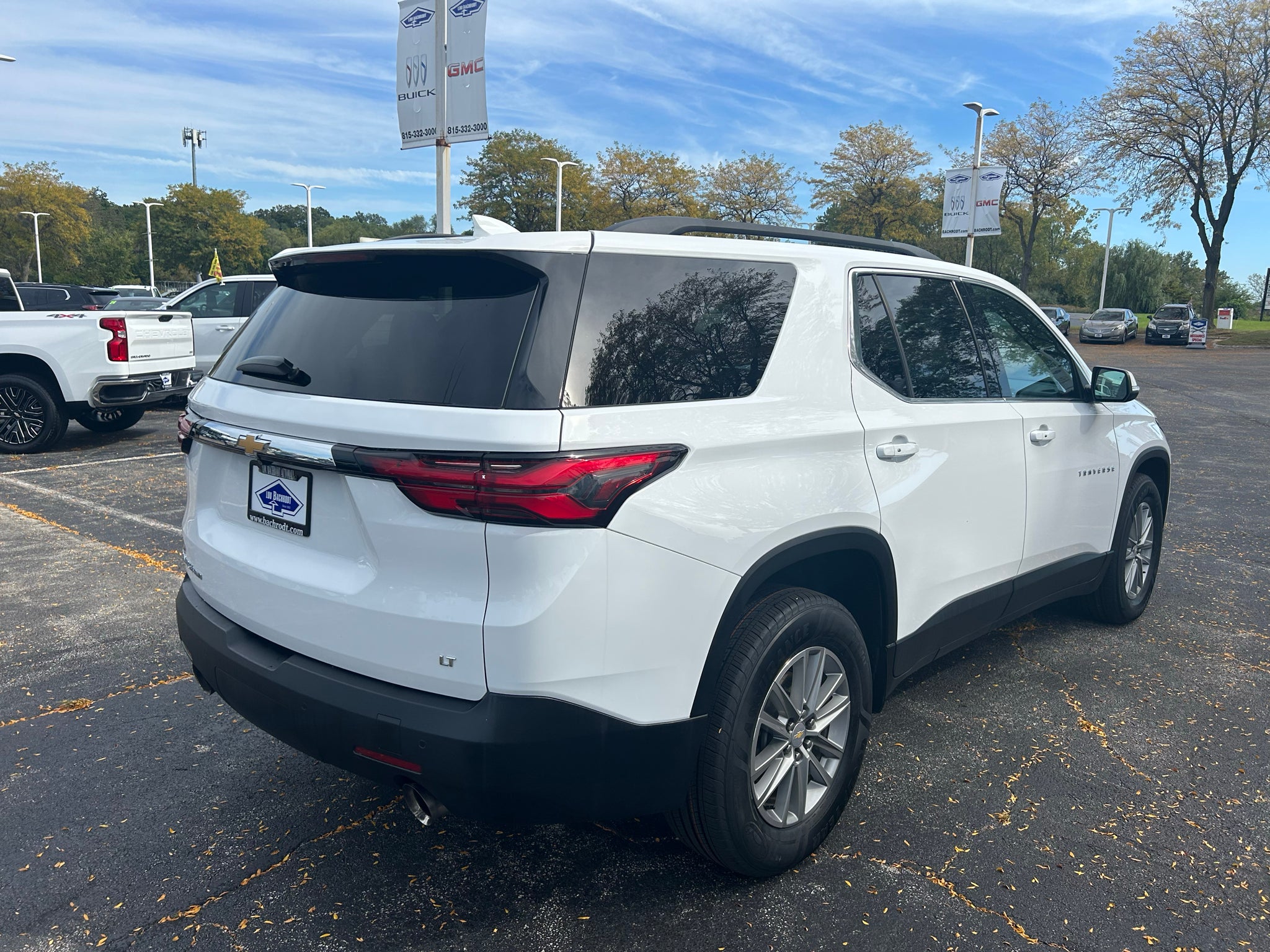 2022 Chevrolet Traverse LT Leather