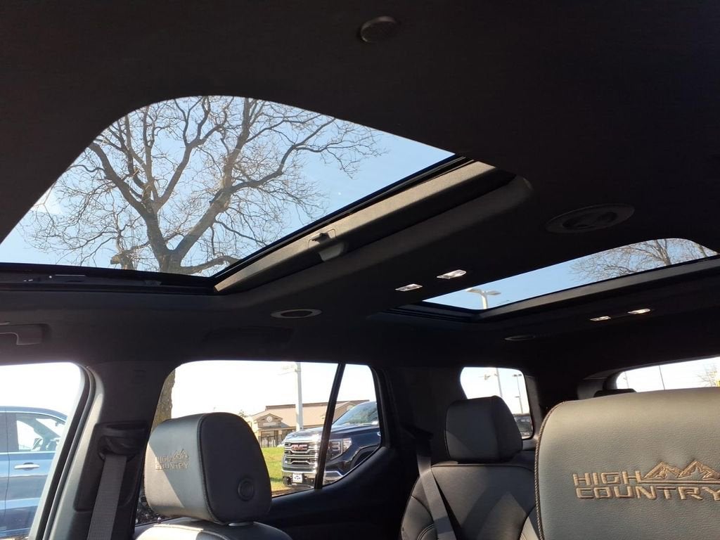 2023 Chevrolet Traverse High Country