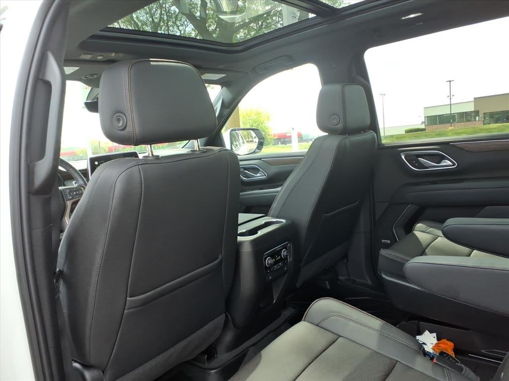 2022 Chevrolet Suburban High Country