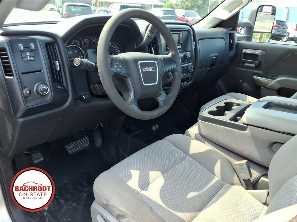 2015 GMC Sierra 2500 HD 4WD Reg Cab 133.6"