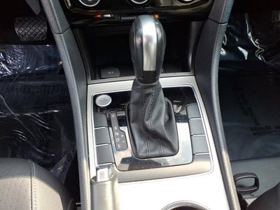 2022 Volkswagen Passat 2.0T SE
