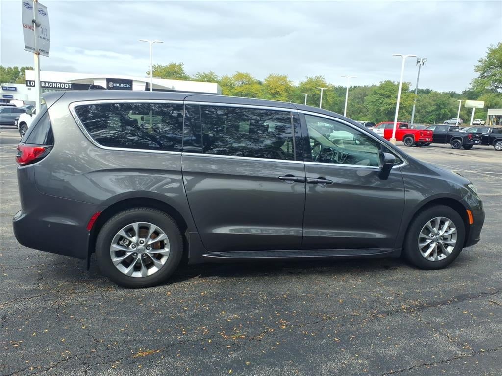 2023 Chrysler Pacifica Touring L AWD