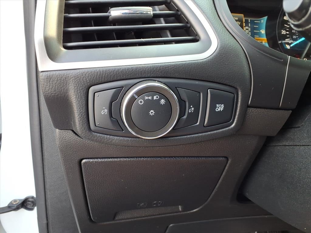 2022 Ford Edge SE
