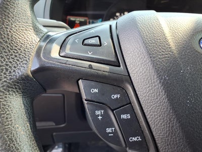 2022 Ford Edge SE