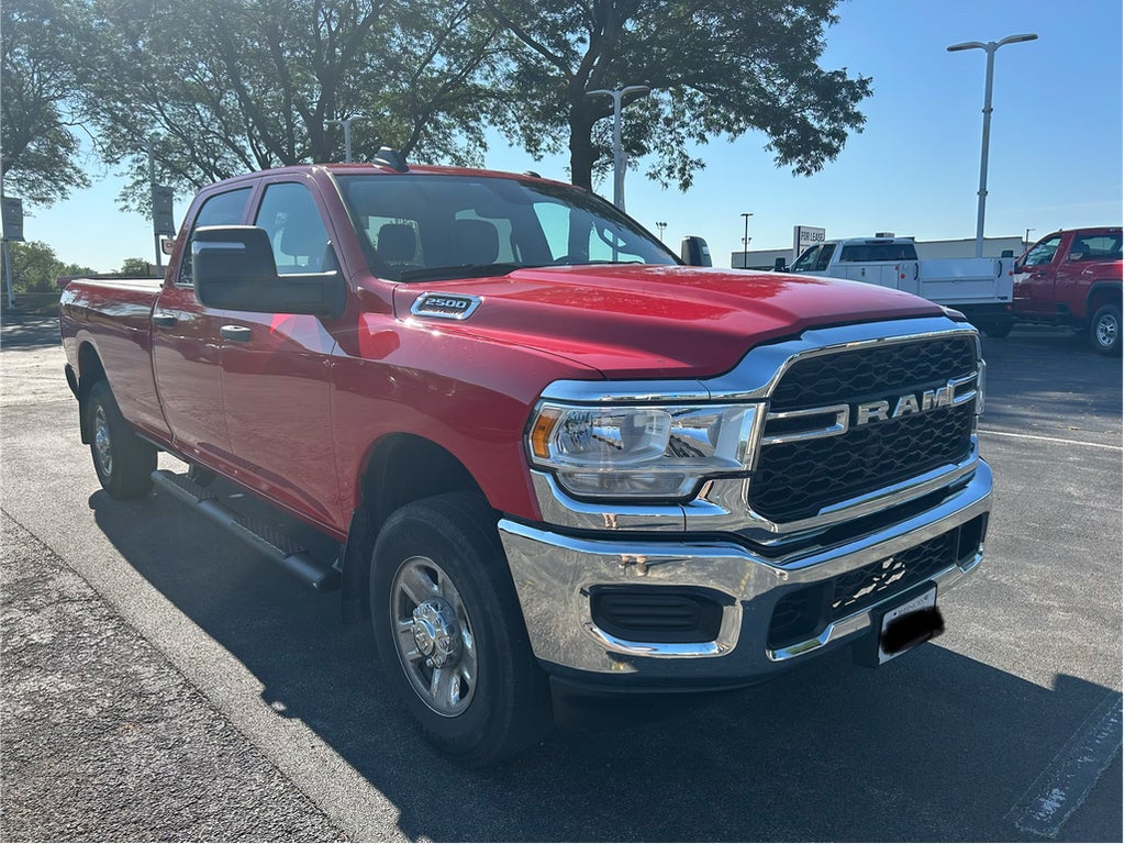 2024 RAM 2500 Tradesman Crew Cab 4x4 8' Box