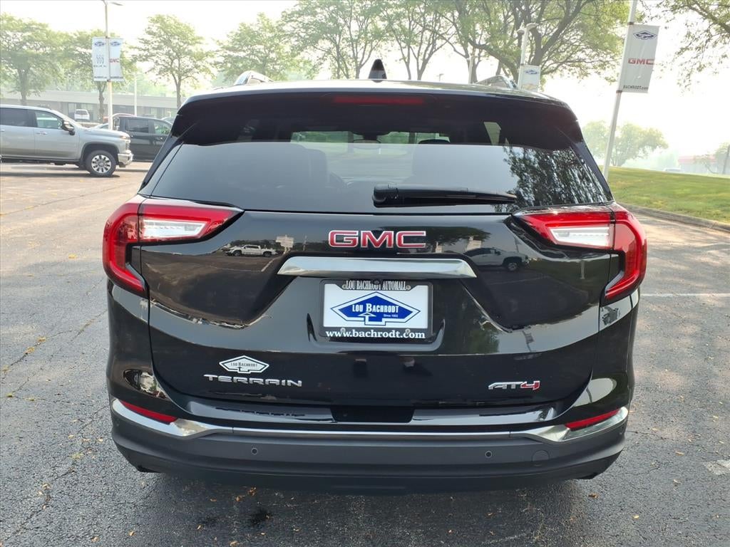 2024 GMC Terrain AT4