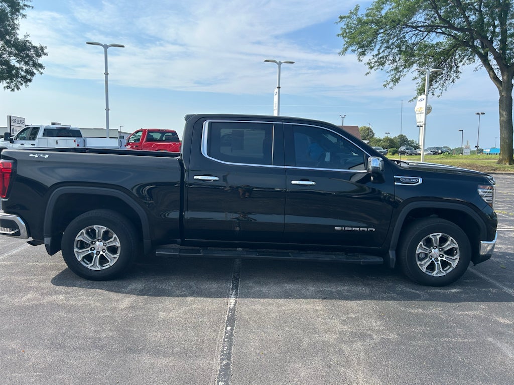2022 GMC Sierra 1500 SLT