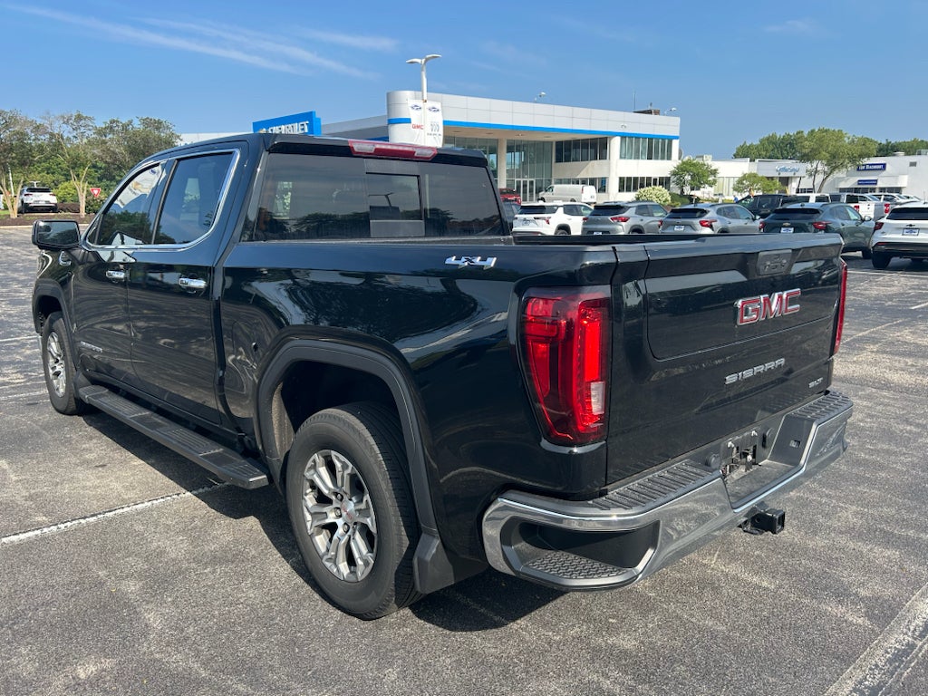 2022 GMC Sierra 1500 SLT