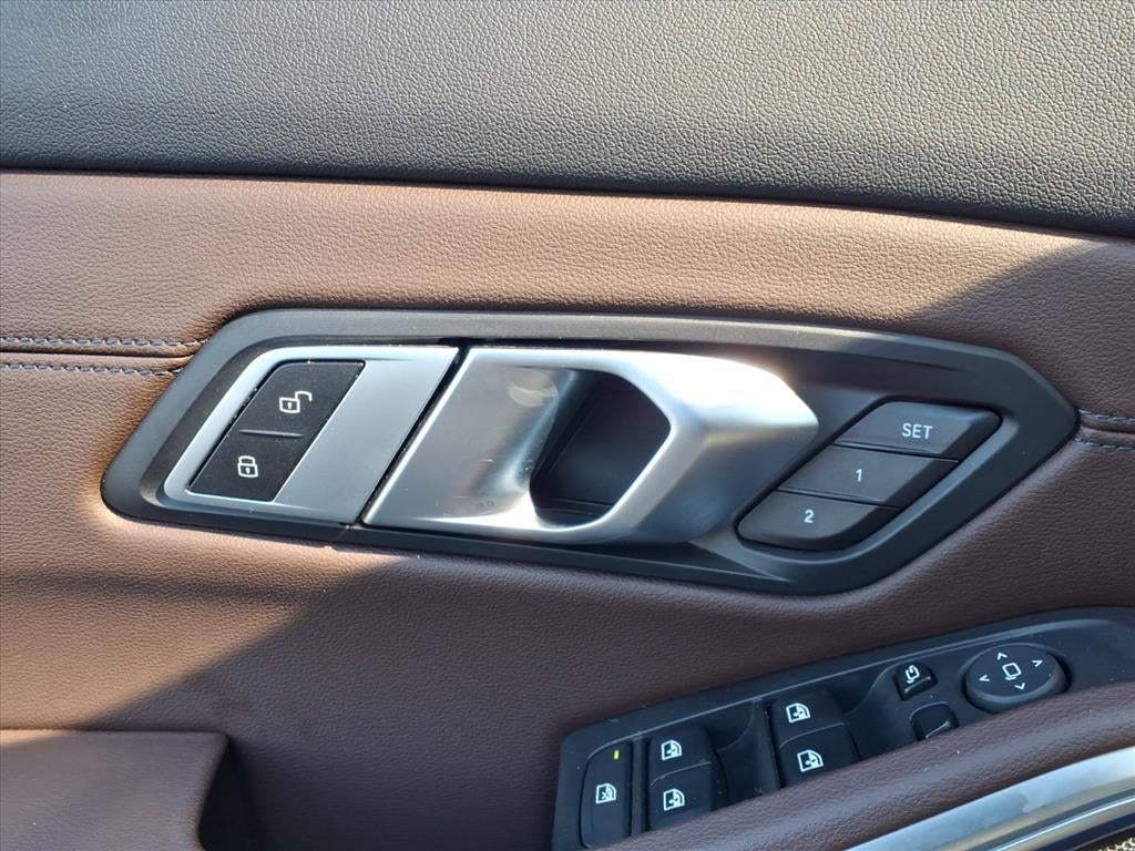 2023 BMW 330i xDrive