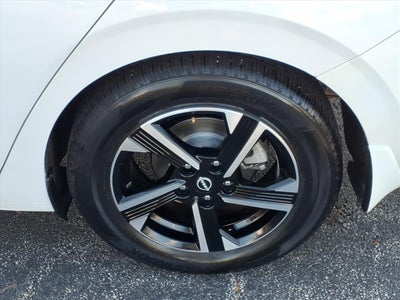 2024 Nissan Sentra SV Xtronic CVT