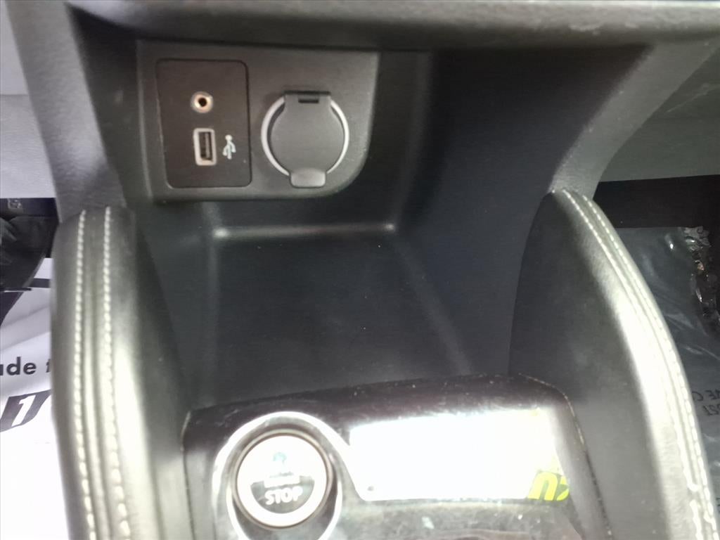 2020 Nissan Kicks SV Xtronic CVT