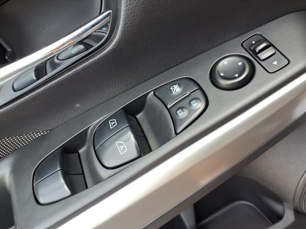 2020 Nissan Kicks SV Xtronic CVT