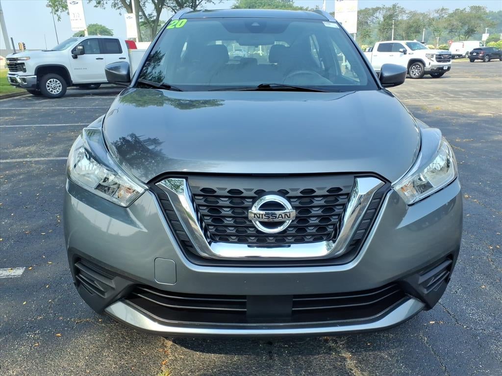 2020 Nissan Kicks SV Xtronic CVT
