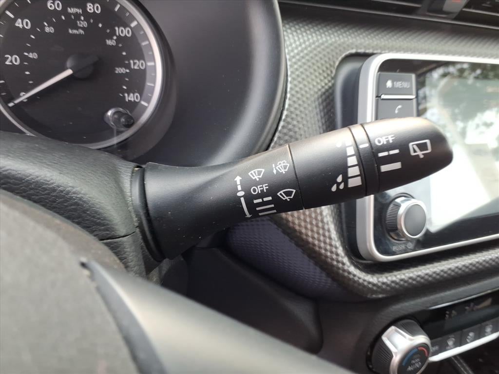 2020 Nissan Kicks SV Xtronic CVT