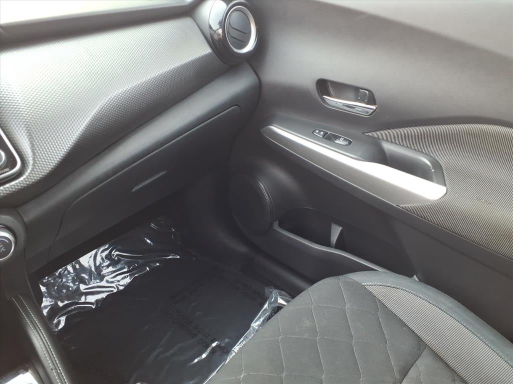 2020 Nissan Kicks SV Xtronic CVT