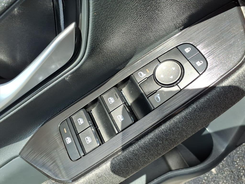 2025 Nissan Kicks SV Intelligent AWD