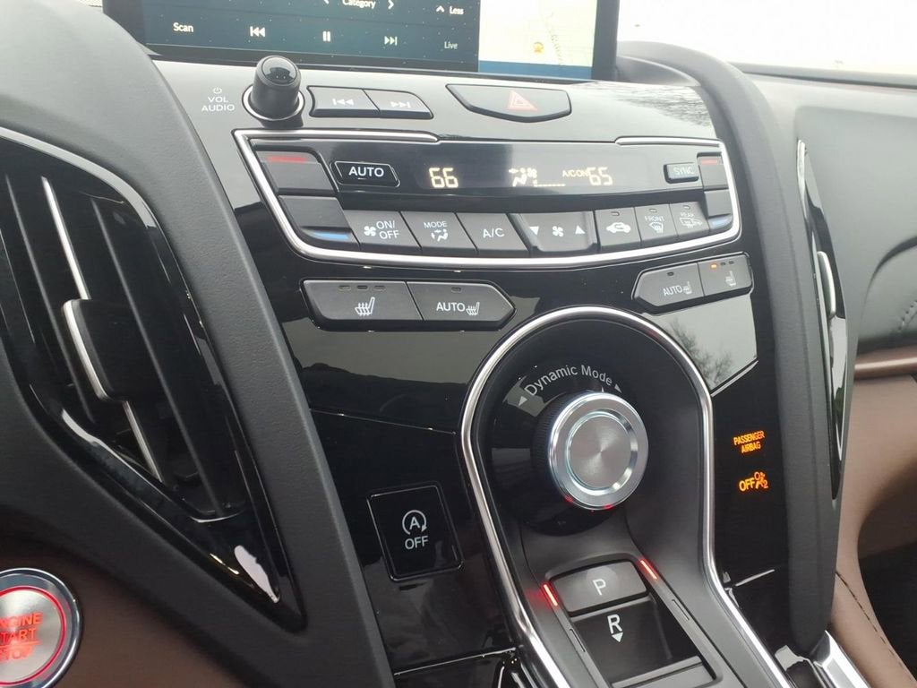 2025 Acura RDX w/Technology Package