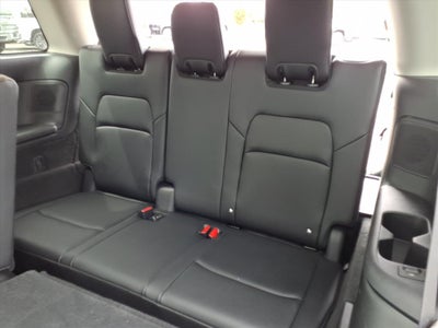 2025 Nissan Pathfinder Platinum 4WD
