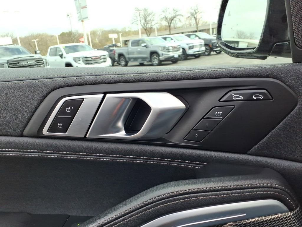 2022 BMW X6 xDrive40i