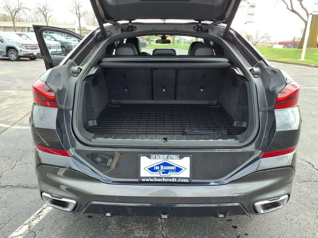 2022 BMW X6 xDrive40i