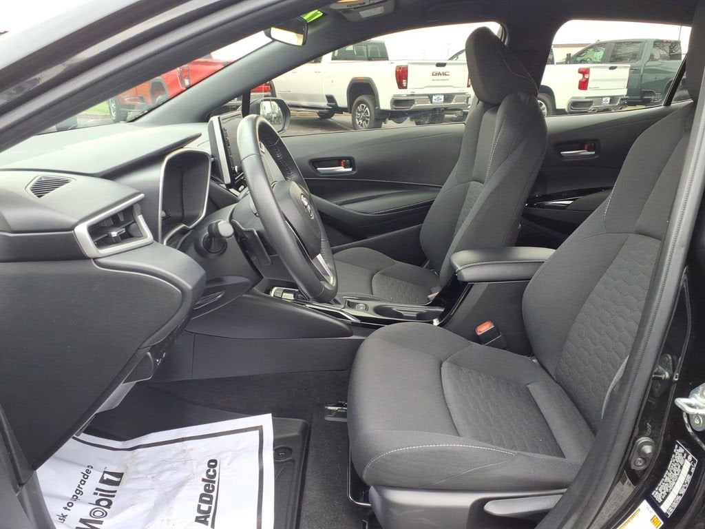 2022 Toyota Corolla Hatchback SE