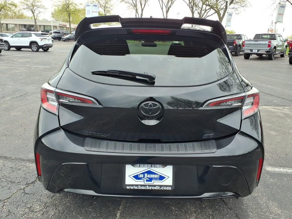 2022 Toyota Corolla Hatchback SE