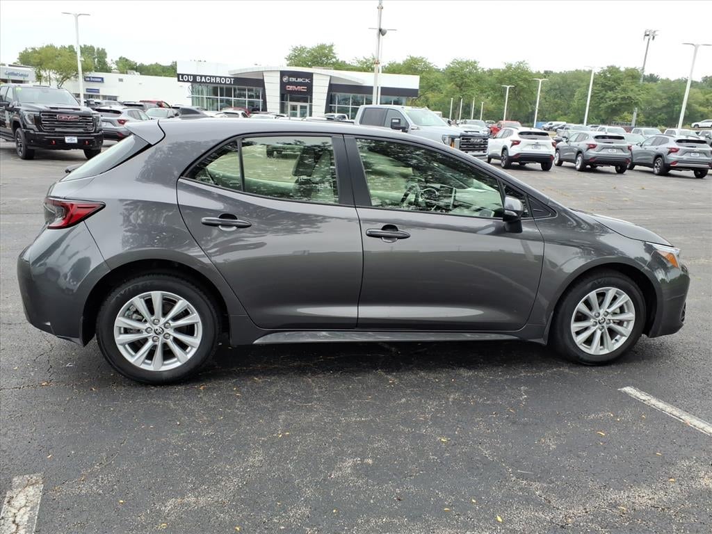 2025 Toyota Corolla Hatchback SE
