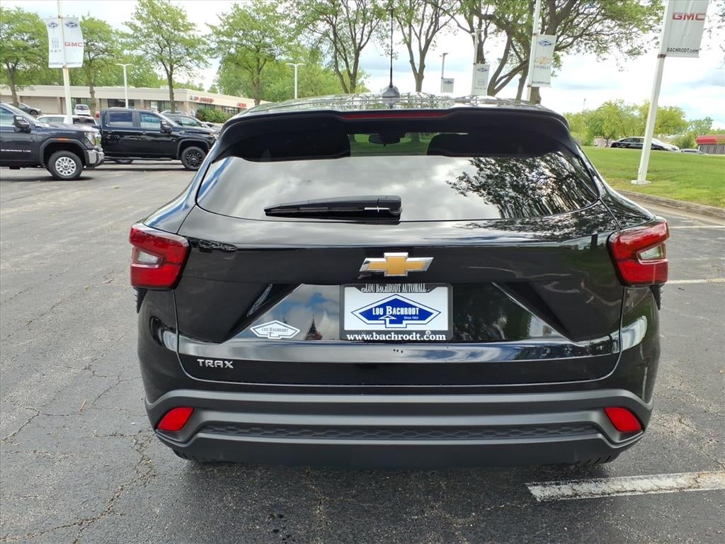 2025 Chevrolet Trax LS