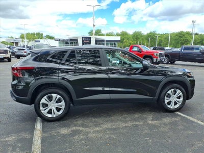 2025 Chevrolet Trax LS