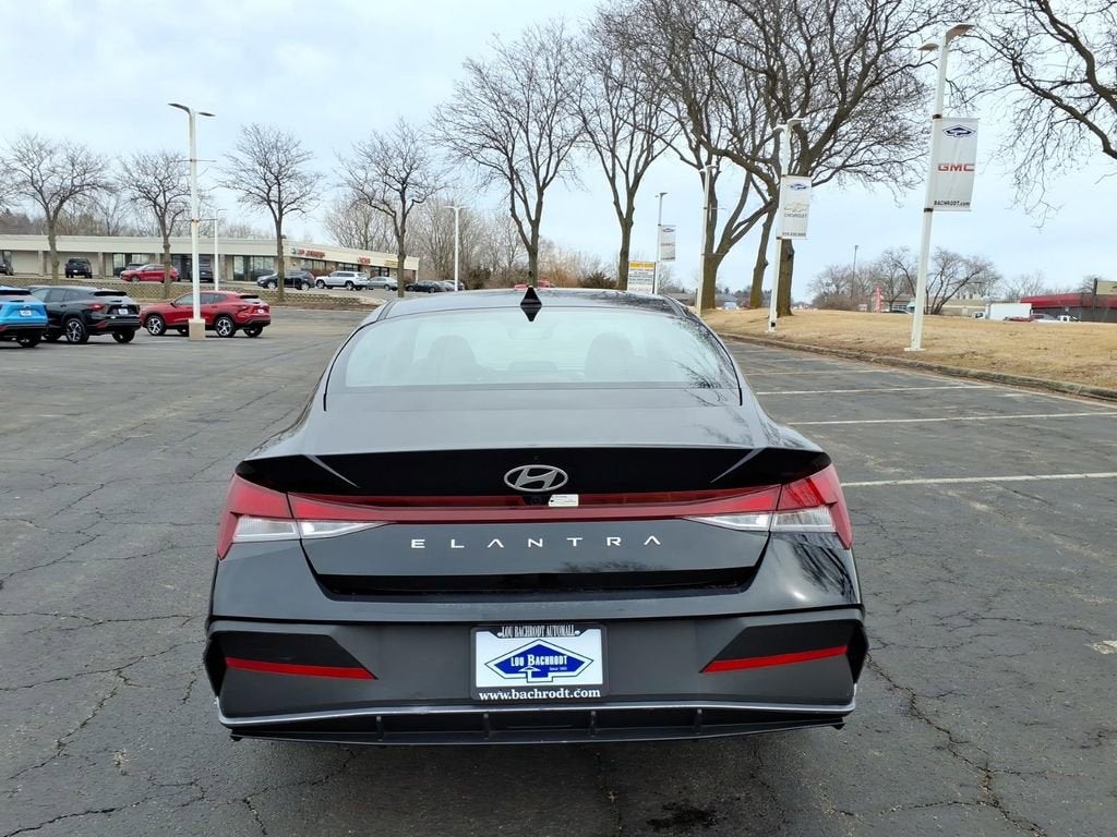 2024 Hyundai Elantra SEL