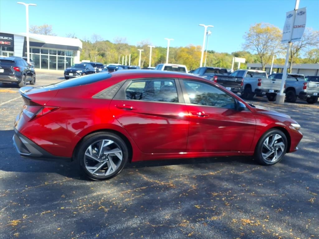 2025 Hyundai Elantra SEL Sport