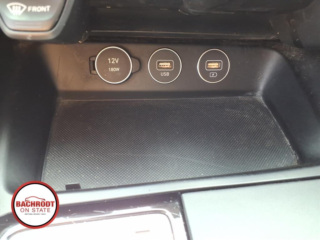 2023 Genesis G70 2.0T AWD