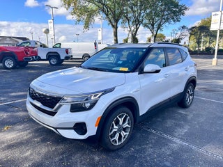 2023 Kia Seltos EX