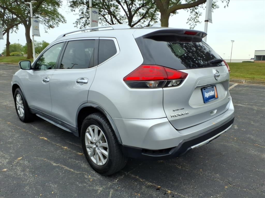 2017 Nissan Rogue SV