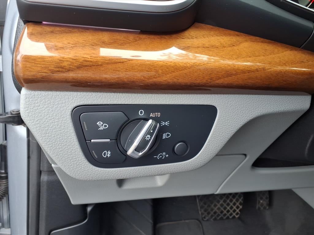 2025 Audi Q5 Premium Plus 40 TFSI quattro S tronic