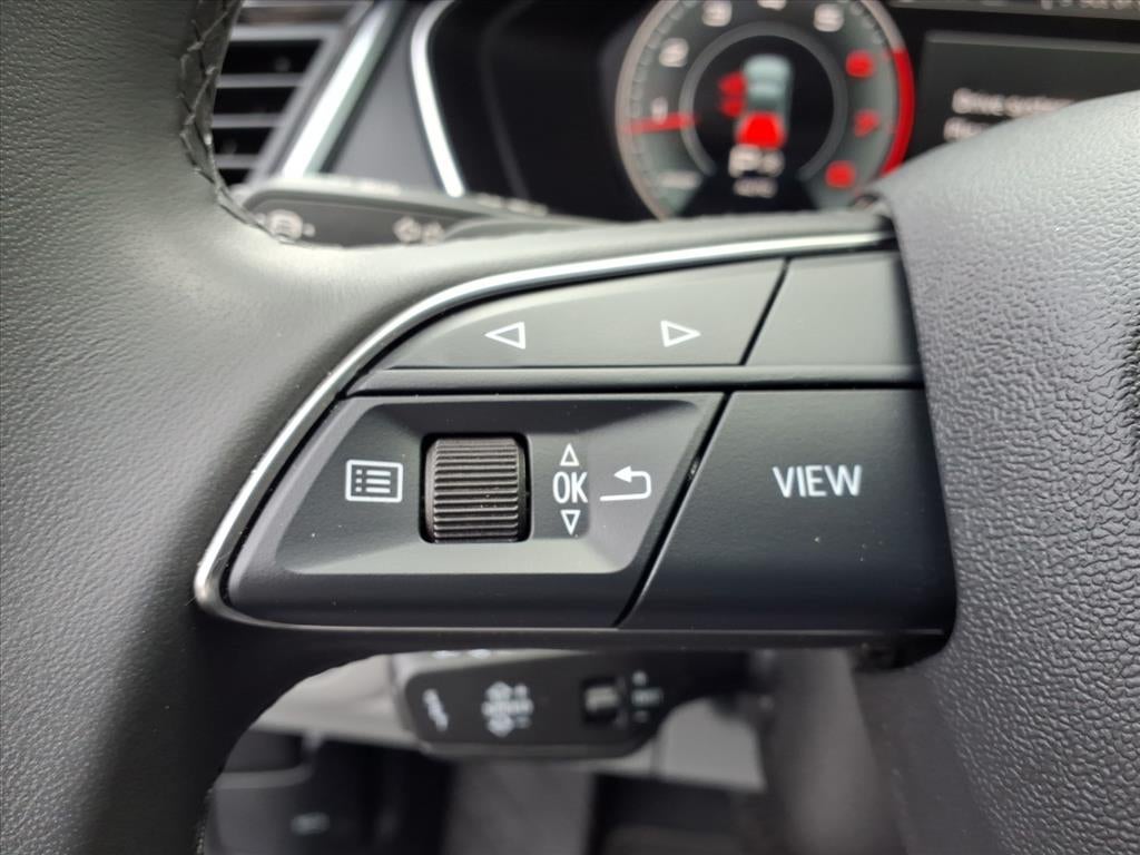 2025 Audi Q5 Premium Plus 40 TFSI quattro S tronic