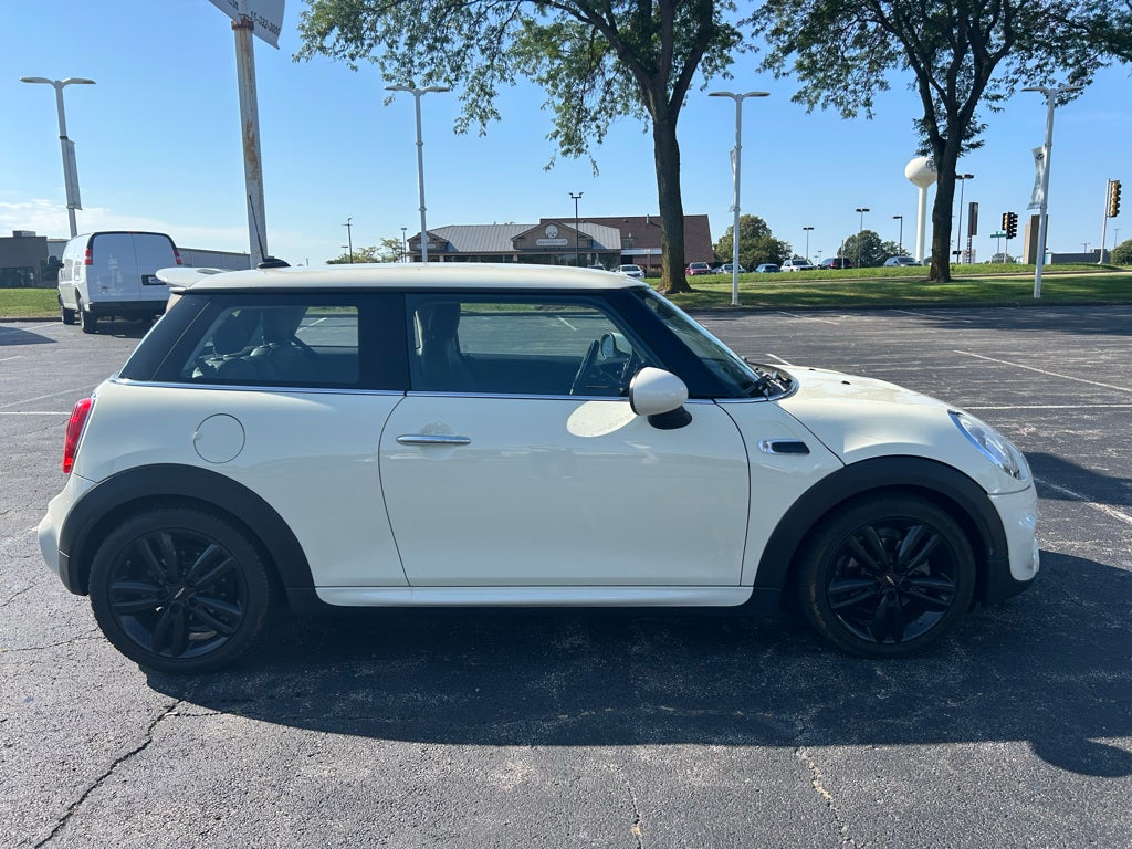 2015 MINI Hardtop Cooper